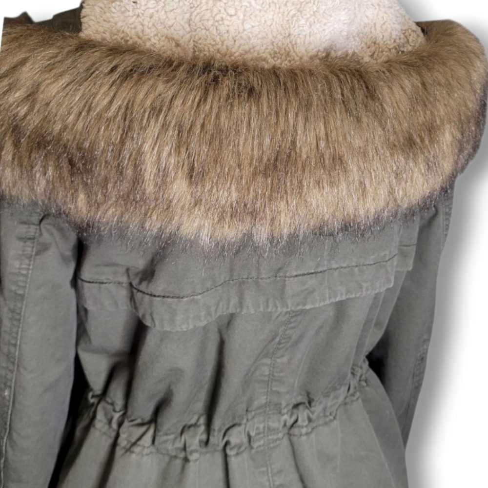 H&M Divided Army Green Faux Fur Parka Size 4 - Picture 7 of 10